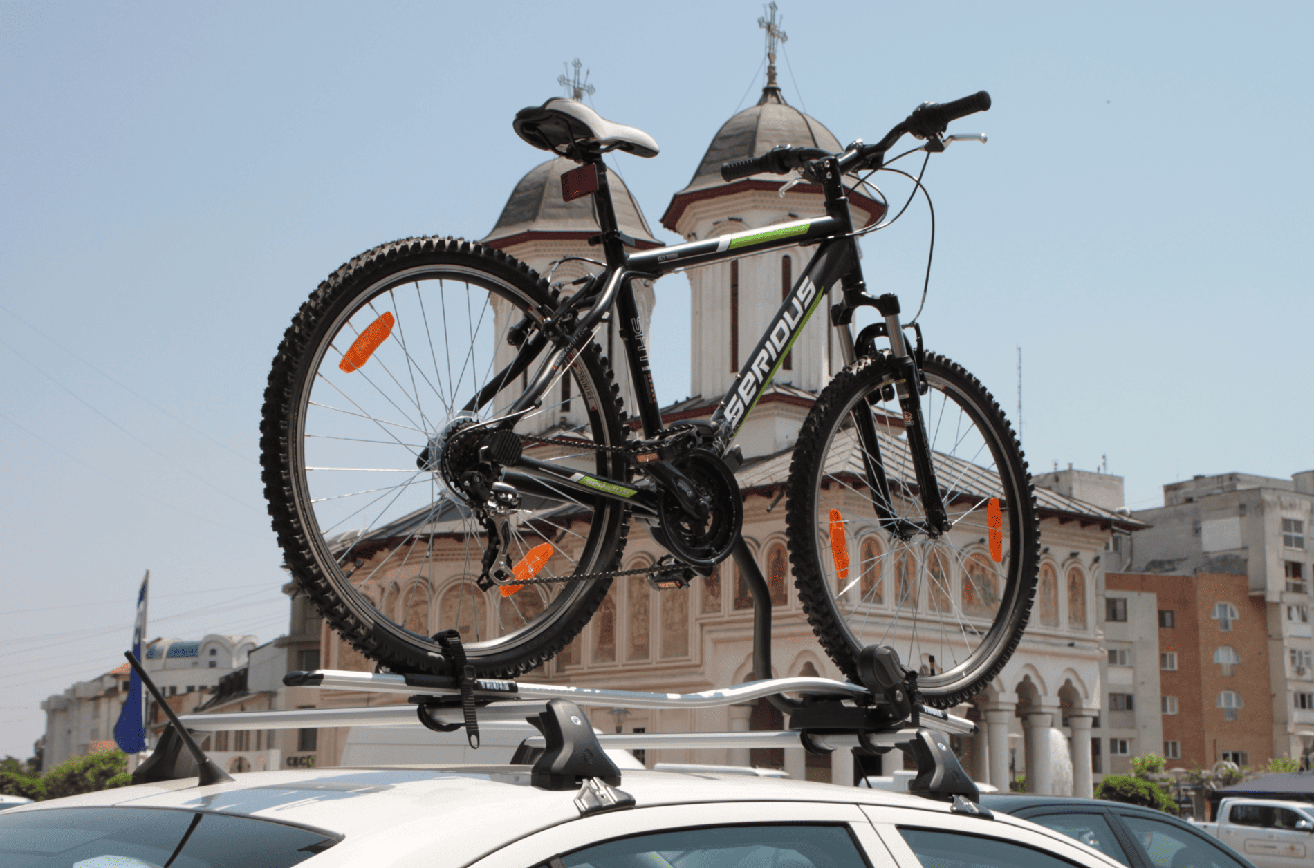 Viajar con Maletas, Bicis o Esquís: Transfers Personalizados desde el Aeropuerto